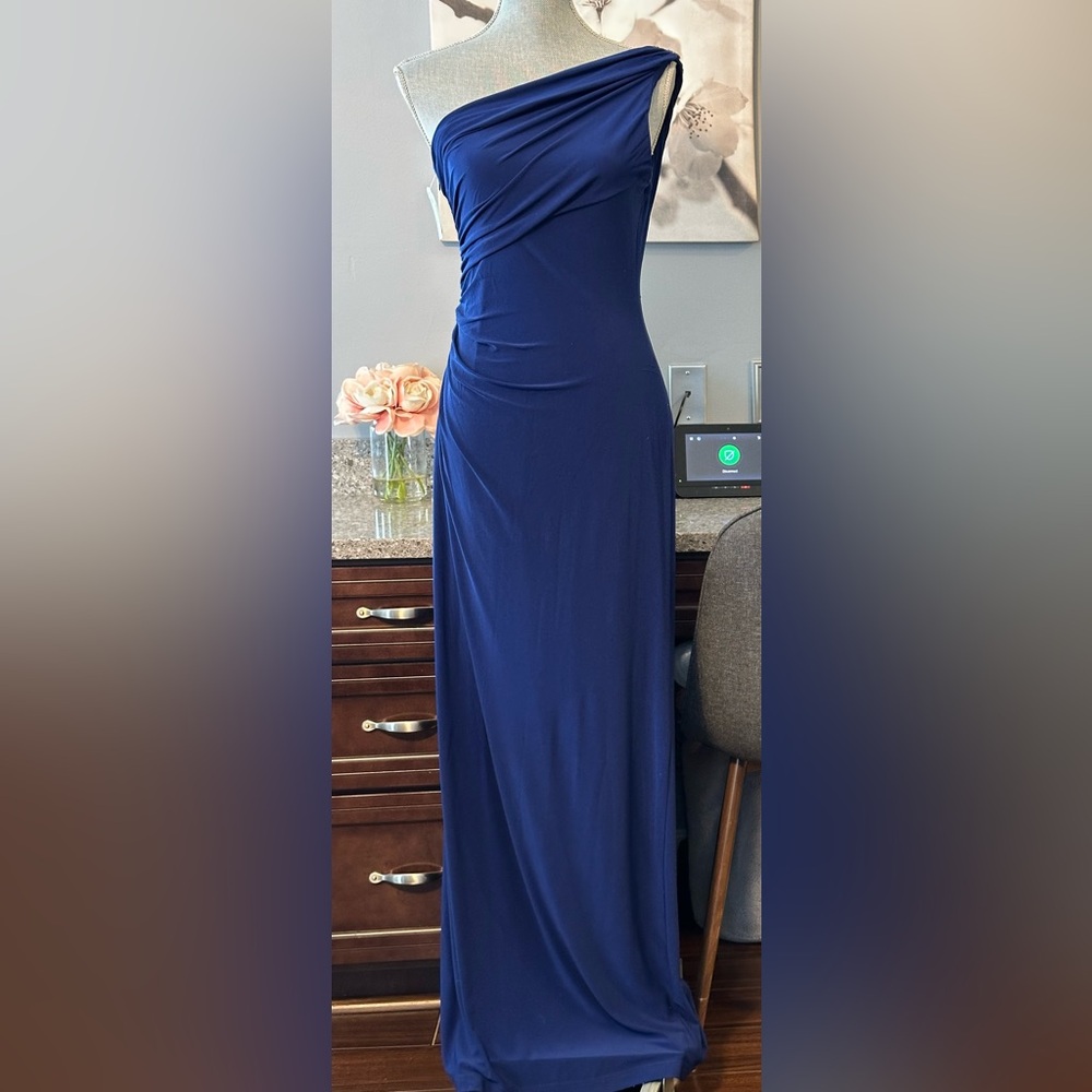New NWT Betsy & Adam One Shoulder Ruched Prom Homecoming Formal Gown Dress 10